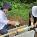 炭火で手回しバウムクーヘン